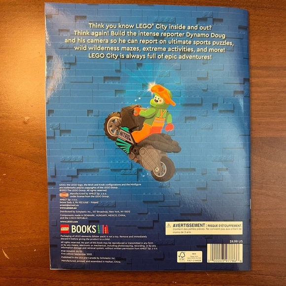 LEGO City Go Extreme! Activity Book with Lego Bricks - Picture 5 of 5